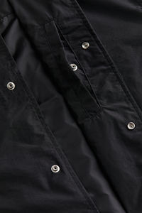 Compre la Nueva Chaqueta Varsity de Satén Personalizada de Invierno Más Vendida, de Alta Calidad, Color Sólido, Ecológica y Transpirable para Hombre y Mujer - Product Image 5