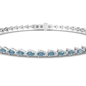 Bracelet tennis original en or avec diamants de laboratoire bleu glace taille poire Serene, 3 carats au total. Bracelet en diamant véritable en or 10 carats - Product Image 5