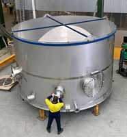 Industriële fruitverwerkingsapparatuur: crusher, sapcentrifuge, pulper, wasmachine, schiller, snijmachine, machines voor commerciële voedselproductie.
