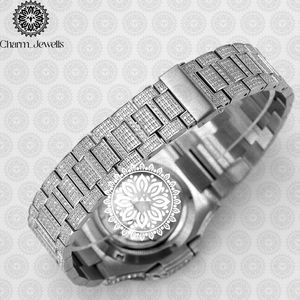 Reloj de Lujo Charm_Jewells, Dorado, 45mm, Redondo, Analógico, de Cuarzo, para Hombre, con Esfera de Cristal de Zafiro y Bisel de Diamantes - Product Image 3