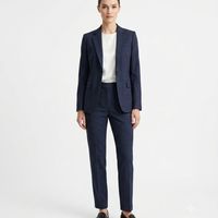 Tissu de costume tissé 100 % polyester de qualité supérieure Zones Deluxe 230 GSM léger uni respirant séchage rapide résistant aux plis pour filles
