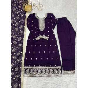 Magnifique ensemble haut et pantalon de marque KB, taille XS, pour les fêtes, avec dupatta - Product Image 6