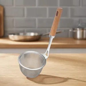 Infuseur à thé en acier inoxydable à mailles fines avec poignée en bois, filtre à thé en vrac, passoire de cuisine pour infusion de thé - Product Image 6