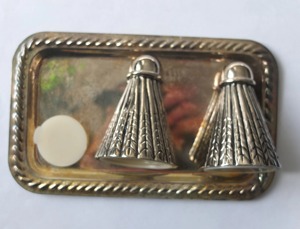 Juego de salero y pimentero de estilo atemporal con bandeja, vajilla premium para cocina, comedor y servicio de invitados, procedente de la India. - Product Image 5