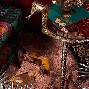 Mesa Auxiliar Cobra de Metal, Mesa Decorativa con Diseño Único de Serpiente, Mesa Auxiliar Moderna con Acento de Cobra - Product Image 4