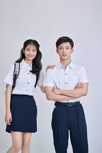 Chemise d'uniforme scolaire unisexe FMF pour l'école primaire - Blanc et bleu marine, manches courtes, 80% polyester, 15% rayonne, 5% élasthanne - Product Image 5