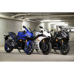 Moto sportive légère d'occasion Yamaha YZF R3 300cc pour débutants et usage quotidien en ville - Product Image 1