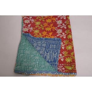 ผ้าห่มกันธาลายดอกไม้สไตล์วินเทจ ผ้าฝ้ายอินเดีย โบโฮ ผ้าคลุมเตียง ผ้าห่มสองด้าน ทำมือ เป็นมิตรกับสิ่งแวดล้อม ซักได้ จากราชสถาน - Product Image 6