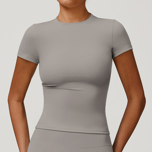 Haut de sport de course à pied pour femmes, taille plus, séchage rapide, yoga, à manches courtes, avec capuche, t-shirt de printemps - Product Image 2