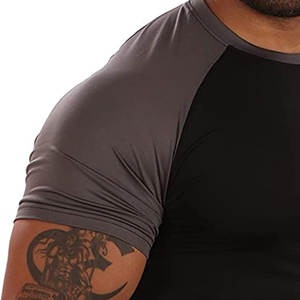 Camiseta Deportiva Personalizada con Logotipo OEM para Hombre, Corte Ajustado, Raglán, Dos Tonos, Algodón y Elastano, para Gimnasio, Entrenamiento, Deporte - Product Image 5