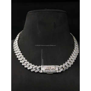 Chaîne cubaine haut de gamme entièrement sertie de diamants Moissanite VVS en argent sterling 925, bijoux Hip Hop par Trisha Jewels - Product Image 1