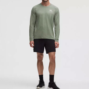 เสื้อยืดผู้ชายแขนยาวเนื้อผ้านุ่มสบายผิว ทรงหลวมใส่สบาย เหมาะสำหรับใส่ในชีวิตประจำวัน - Product Image 1