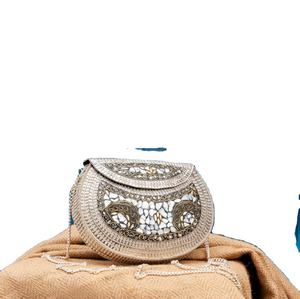 Pochettes pour femmes Coquillage doré 100% sac en pierre naturelle Pochette en mosaïque Sac à main antique pour femmes AU PRIX LE PLUS BAS PAR L'ARTISANAT DE LUXE - Product Image 1