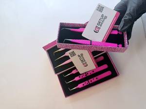 แหนบดัดขนตาปลายแหลมสีชมพูสด 45/90/ตรง ผลิตจากสแตนเลสเคลือบสีเงิน ป้องกันแม่เหล็ก ป้องกันไฟฟ้าสถิต ใช้งานได้ลื่นไหล - Product Image 2
