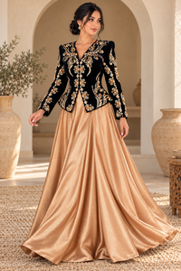 Vestido Karakou Argelino Elegante de Terciopelo Negro Mishkat Couture con Bordado Dorado y Detalles de Perlas, Falda Fluida en Color Cobre Dorado para Fiesta - Product Image 4