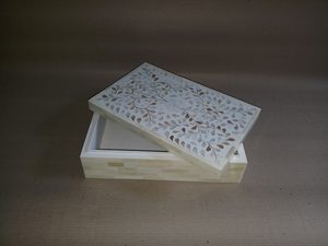 best Handwork Bone and Mother of Pearl Inlay <b>Storage</b> Box and <b>bin</b> For Jewelry With Carved Oriental Leaf Pattern Decorative Lid - Product Image 4