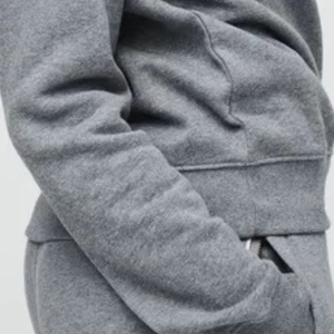 เสื้อสเวตเชิ้ตแขนยาวผู้หญิง พิมพ์โลโก้ได้ ระบายอากาศได้ดี ผลิตจากวัสดุที่ยั่งยืน สวมใส่สบายๆ แบบเรียบง่าย มีจำหน่ายแล้ว - Product Image 4