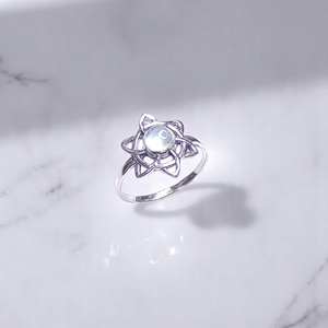 Anillos de Piedra Lunar Arcoíris Natural en Forma de Estrella, Plata de Ley 925, Anillos Hechos a Mano con Piedra Lunar, Precio al por Mayor, Joyería de Plata - Product Image 2