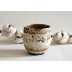 Mug en céramique artisanal de haute qualité, style Wabi-Sabi rayé mat, pour usage domestique - Product Image 3