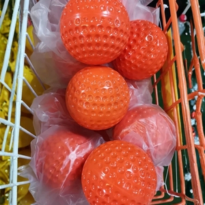 Pelotas de Béisbol y Sóftbol con Hoyuelos, Material PU, para Entrenamiento con Máquina de Lanzamiento, con Logotipo OEM al por Mayor - Product Image 5