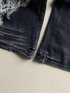 Jean en denim coupe droite taille mi-haute, délavage foncé, coupe classique, respirant, écologique, style vintage, en coton, collection Printemps 2026, dernier design - Product Image 2