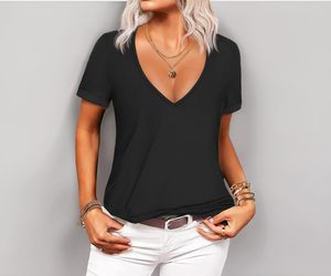 Haut élégant à col en V pour femme, chemise douce pour tous les jours, haut décontracté à la mode - Product Image 1
