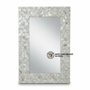 Espejo de Pared Cuadrado de Lujo con Incrustaciones de Madreperla, Espejo Decorativo Hecho a Mano con Incrustaciones de Conchas y Marco Geométrico Negro - Product Image 1