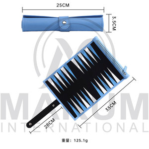 Backgammon de luxe sur mesure de haute qualité, en cuir noir et blanc, avec jetons. - Product Image 2