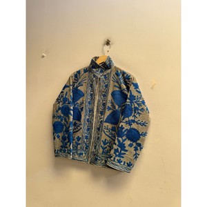 Veste en velours Suzani à col mandarin pour femme, broderie florale faite à la main, doublure intérieure en coton, veste pour l'hiver - Product Image 1
