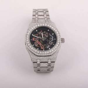 Montre en quartz sertie de moissanite VVS de haute qualité, style hip-hop, bracelet en acier inoxydable, résistance à l'eau 10 bars - Product Image 2