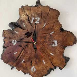 Heart Shaped Wooden Desk <b>Clock</b> Polished Frame Roman Numerals Gold Rim Classic Tabletop Timepiece Artistic Office Home Accessory - Product Image 5