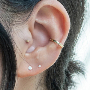Pendiente de Oro Sólido de 14K con Diamante Real de 2mm y 0.03ct, Roscado Internamente, para Labret, Hélix, Tragus, Conch - Proveedor Mayorista de Joyería - Product Image 4