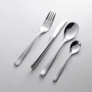 Ensemble de couverts en acier inoxydable tendance, design durable, prêt pour les fêtes, qualité supérieure, intemporel, tons chauds, élégant, pour toute l'année - Product Image 6