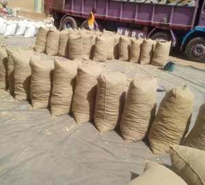 ผงโปรตีนจากเมล็ดมะม่วงหิมพานต์คุณภาพสูง โปรตีน 36% อาหารสัตว์ บำรุงการเจริญเติบโต สำหรับโค ปลา สุนัข สุกร เป็ด ม้า บรรจุถุง - Product Image 5