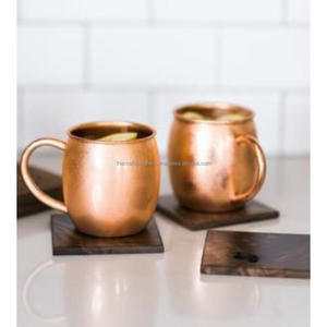 Conception martelée de mules de Moscou OEM ODM Ensemble de chopes à bière en cuivre pur personnalisées pour les fêtes de Noël et les boissons - Product Image 6