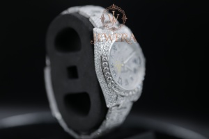 Reloj de Lujo de Acero Inoxidable con Diamantes de Moissanita en Oferta, Ideal para Eventos Formales, Uso Profesional y Regalos Premium - Product Image 3