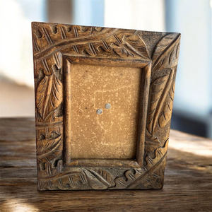 Marco de Fotos de Madera Sólida Hecho a Mano por Diseñadores, Elegante Exhibidor de Fotos de Sobremesa para Hogar, Oficina, Sala de Estar, Acabado Premium, Decoración - Product Image 1