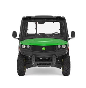 Puissants véhicules John Deere XUV 835M et XUV 845M Gator dotés d'une transmission intégrale et d'une capacité de remorquage de 2000 livres pour les chantiers - Product Image 1