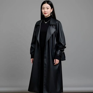 Chaqueta Larga de PU Negra Estilo Racer con Cuello Vuelto, Ajuste Holgado, Transpirable, de Piel Sintética para Mujer, Estilo Minimalista de Otoño - Product Image 1