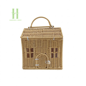 MÁS VENDIDO: Casa de Muñecas Moderna de Ratán Natural Tejida a Mano, Ecológica y Duradera, Decoración para Dormitorio Infantil, Sala de Estar o Centro Comercial, Hecha en Vietnam HNH - Product Image 1