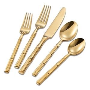 Juego de cubiertos de acero inoxidable de diseño excelente para uso doméstico, hotelero y en restaurantes, juego de cubiertos de diferentes colores. - Product Image 3