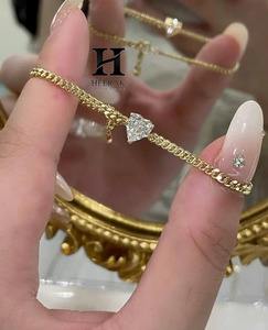 สร้อยข้อมือทองคำ 14K ดีไซน์หรูหรา รูปหัวใจ ประดับเพชร VVS ระยิบระยับ พร้อมจี้รูปหัวใจ สำหรับผู้หญิง ของขวัญเครื่องประดับ - Product Image 2