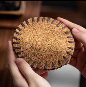 Posavasos de Fibra de Coco Natural Marrón al por Mayor - Alfombrillas Rústicas Tropicales Absorbentes y Resistentes al Calor para Bebidas - Proveedor a Granel - Product Image 1