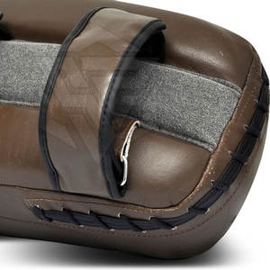 Escudo de alta calidad para artes marciales, boxeo y entrenamiento de MMA, resistente a patadas y golpes. - Product Image 4