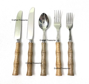 Ensemble de couverts minimalistes écologiques et durables en acier inoxydable avec manches en bois et en résine pour la restauration, la maison, l'hôtel, les mariages - Product Image 2