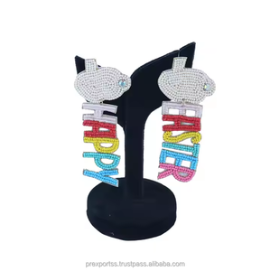 Pendientes de Aro Hechos a Mano con Cuentas de Conejito de Pascua, Lindos y Coloridos, Joyería Unisex con Cristales de Imitación, Tamaño Personalizado para Fiestas - Product Image 1