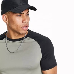 2025 camiseta de Fitness informal Unisex personalizada 100% poliéster gimnasio correr Slim Fit Oversize hombres verano moda desgaste tejido de punto - Product Image 3