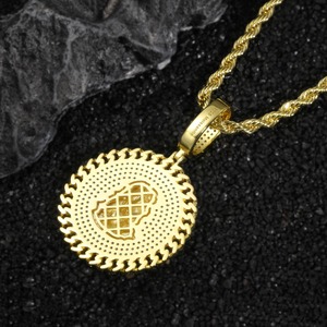 Splendid Gift - Pendentif Hip-Hop Personnalisé de Haute Qualité en Argent 925, entièrement serti de Moissanite, Collier Pendentif Jésus - Product Image 3