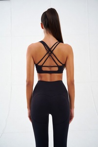 Conjunto de Yoga de Dos Piezas, Ropa Deportiva para Gimnasio, Entrenamiento, Fitness, Material Elástico Transpirable Ecológico, Control de Sudor Cómodo - Product Image 3
