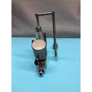 Válvula Dual V PMT KJL APTech AP3550S, 250 PSI Máx. - Equipo y Piezas Semiconductores de Confianza de Marca Global - Product Image 3